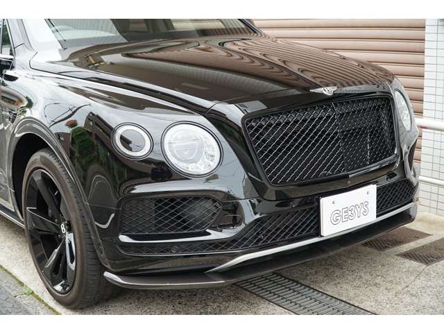 Bentley Bentayga 10