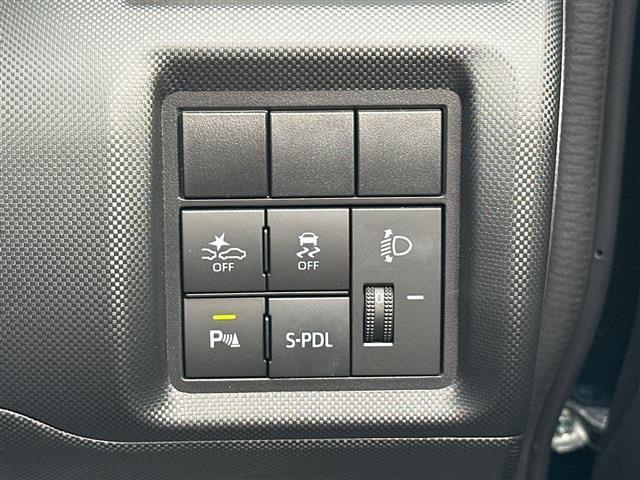 Toyota Raize 7