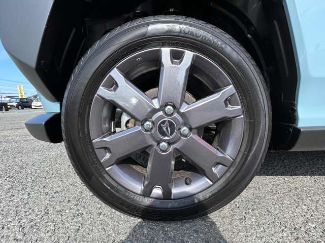 Daihatsu Taft 7