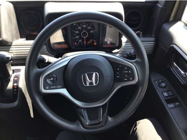 Honda N-VAN 11