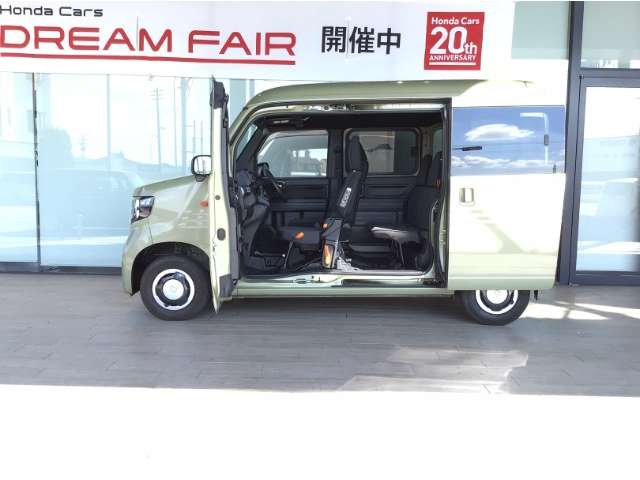 Honda N-VAN 9