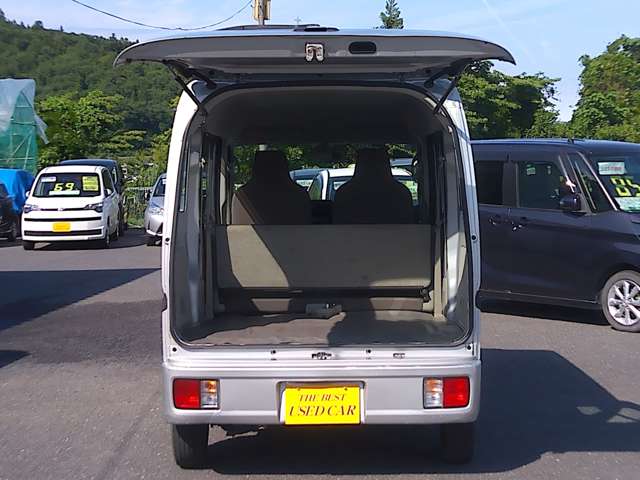 Nissan NV100 Clipper 12