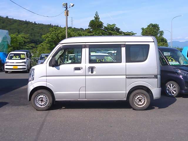Nissan NV100 Clipper 8