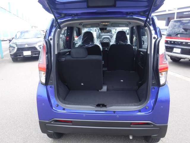 Mitsubishi eK X 11