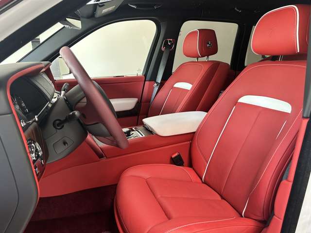 Rolls-Royce カリナン 9