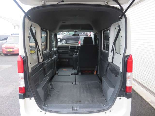 Honda N-VAN 11