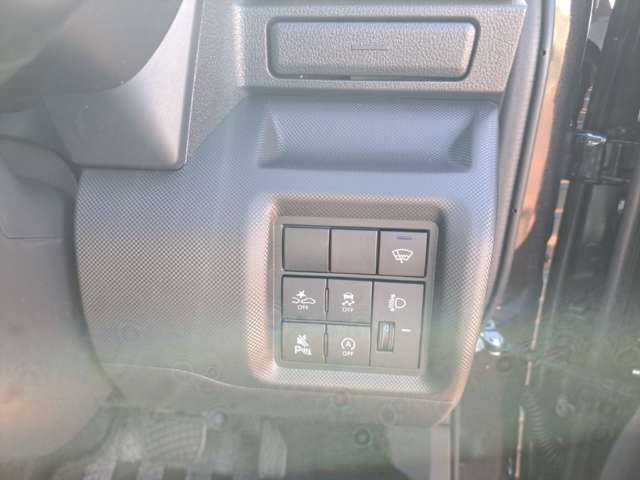 Daihatsu Rocky 10