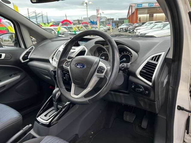 Ford エコスポーツ 12