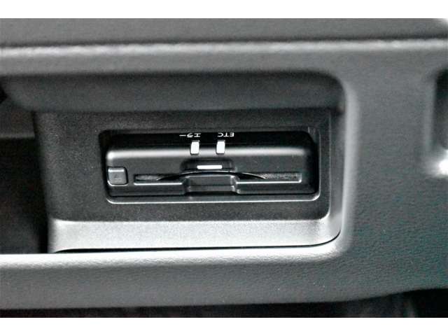 Mitsubishi Delica Mini 12