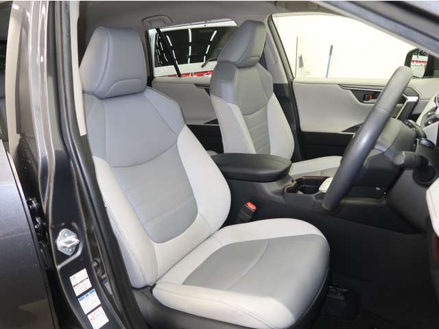 Toyota RAV4 6
