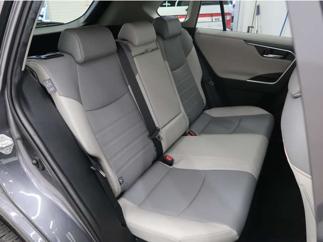 Toyota RAV4 7