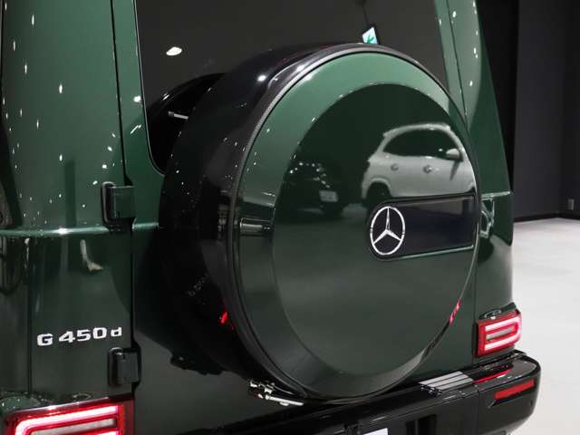Mercedes-Benz G-Class 2