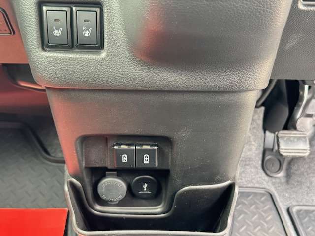 Suzuki Spacia Base 12