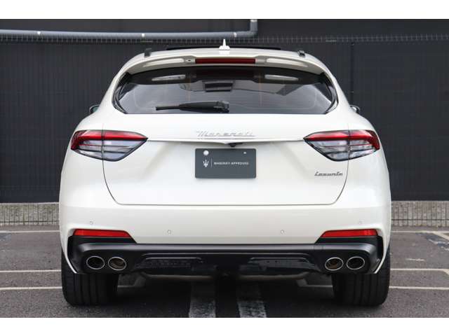 Maserati Levante 9