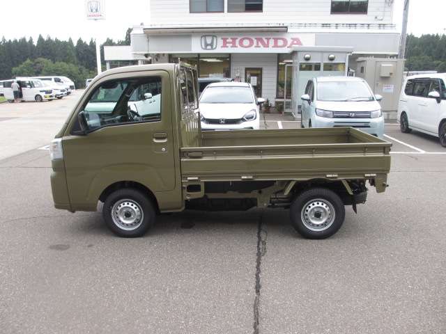 Daihatsu Hijet Truck 3