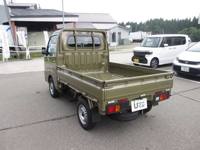 Daihatsu Hijet Truck 4
