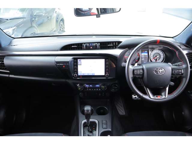 Toyota Hilux 7