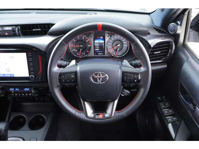 Toyota Hilux 8
