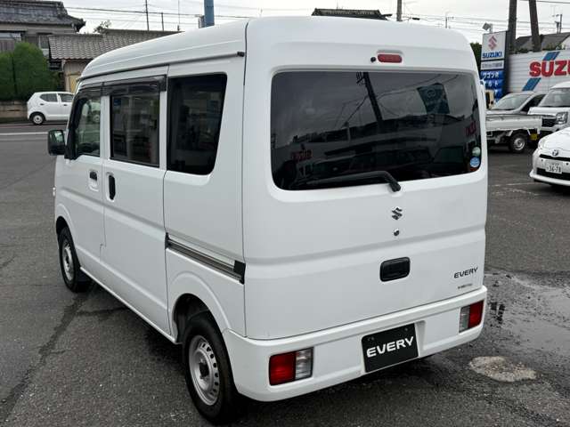 Suzuki Every 8
