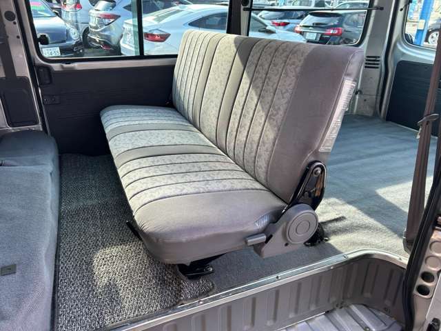 Nissan Vanette 12