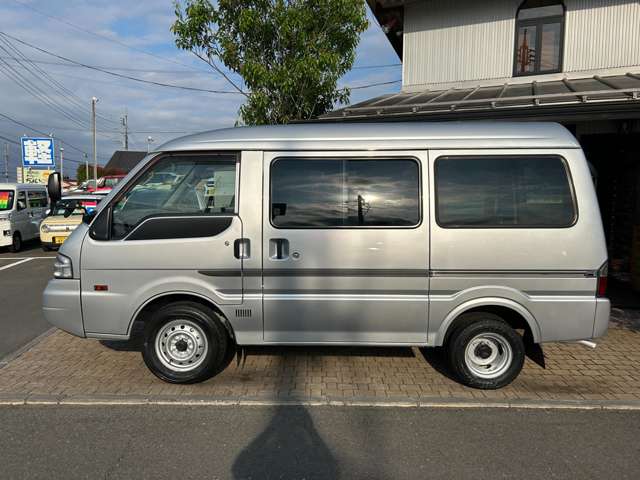 Nissan Vanette 5