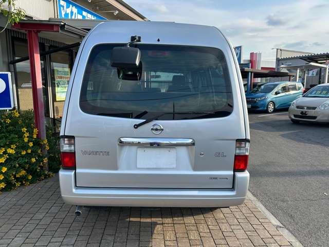 Nissan Vanette 6