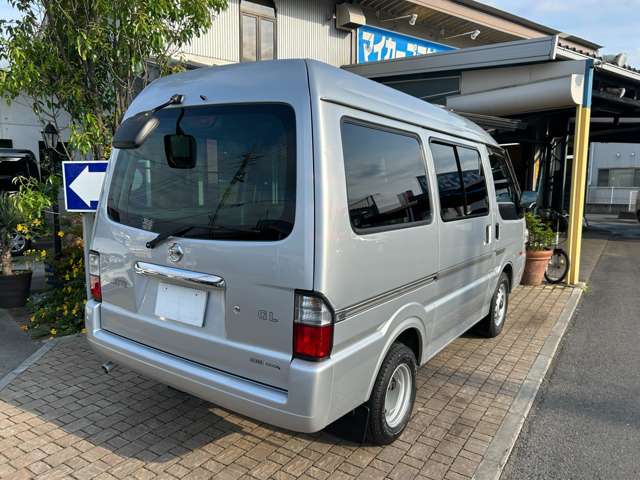 Nissan Vanette 7