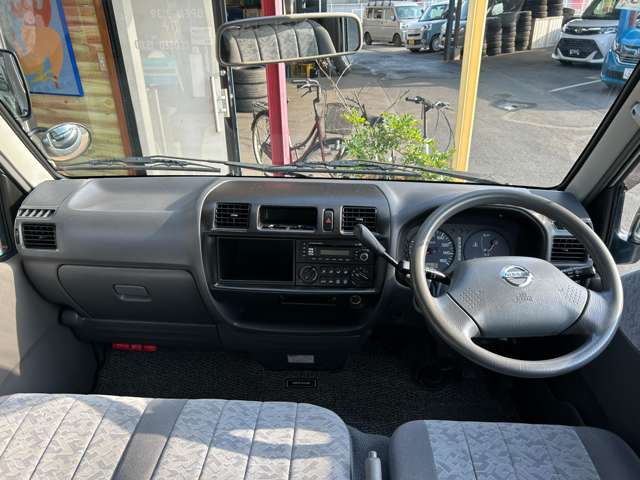 Nissan Vanette 9