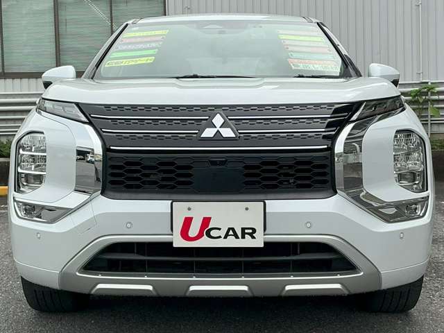 Mitsubishi Outlander 4