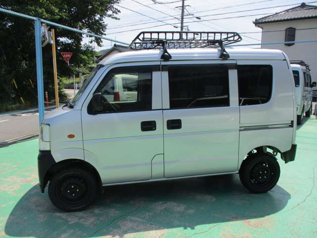Suzuki Every 8