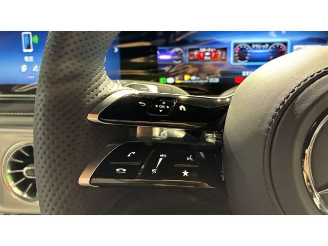 Mercedes-Benz G-Class 8