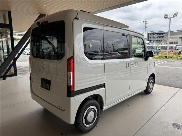 Honda N-VAN 9