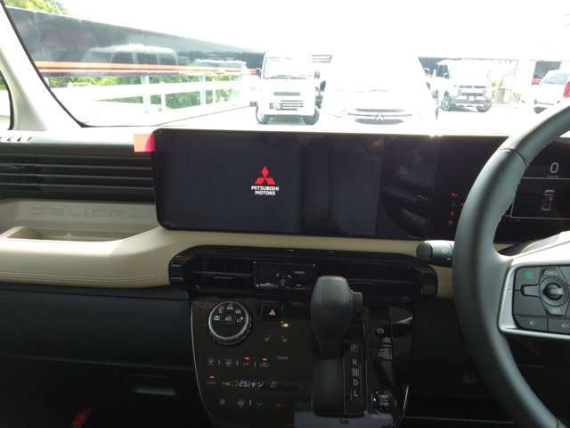 Mitsubishi Delica Mini 11
