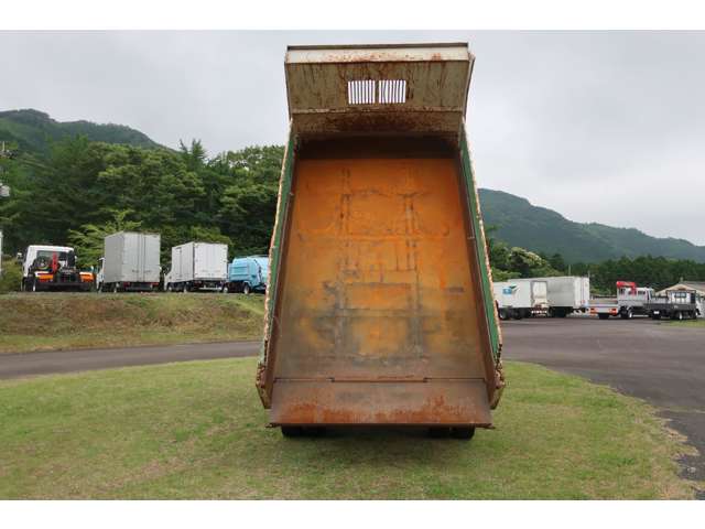 Isuzu Forward 5