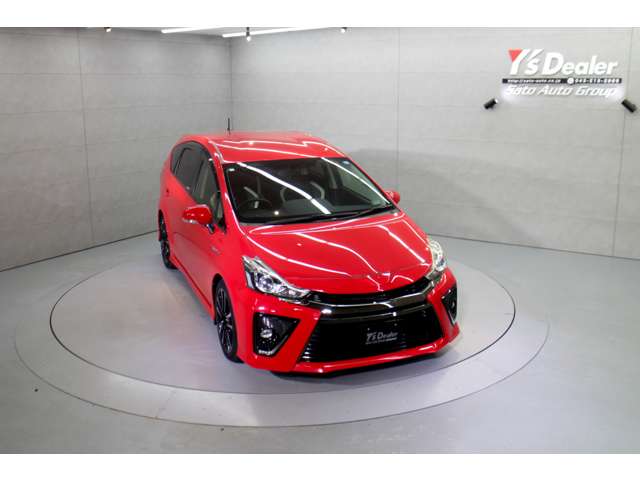 Toyota Prius α 12