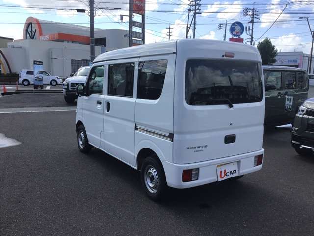 Mitsubishi Minicab Van 5