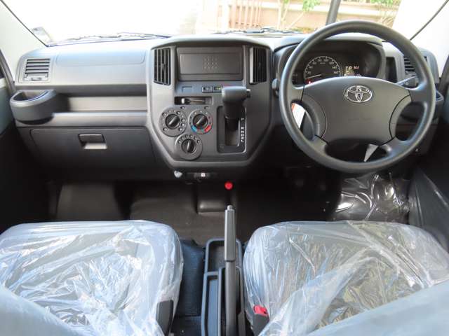 Toyota Town Ace Van 3