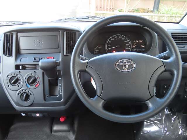 Toyota Town Ace Van 5