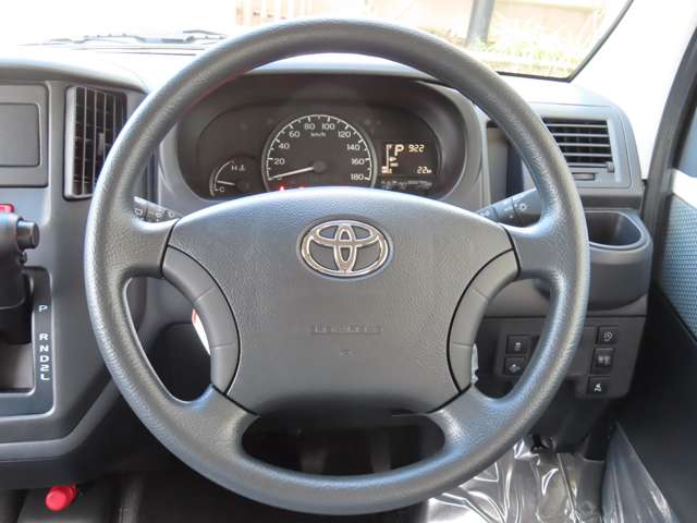 Toyota Town Ace Van 7