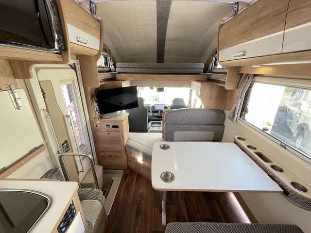 Toyota Camroad 6