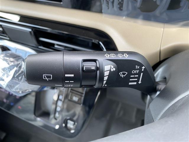 Mitsubishi Delica Mini 6