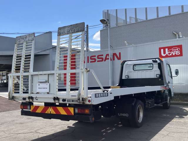 Nissan NT450Atlas 2