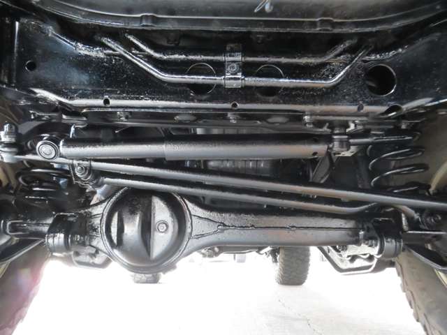 Toyota Land Cruiser 80 9