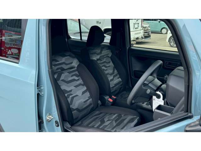 Daihatsu Taft 12