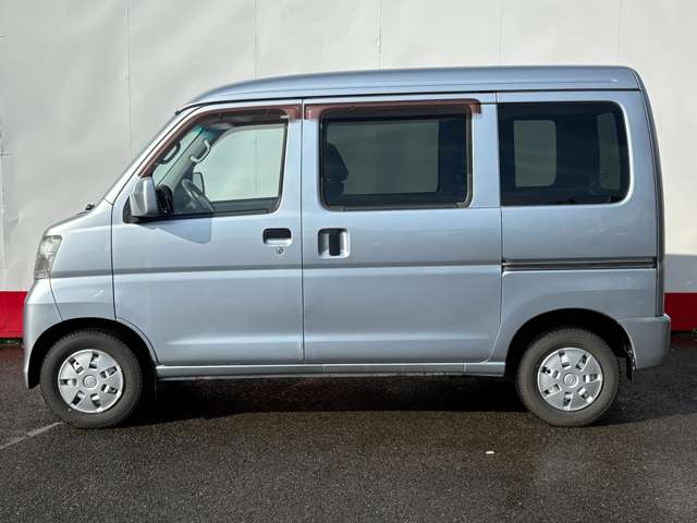 Daihatsu Hijet Cargo 11