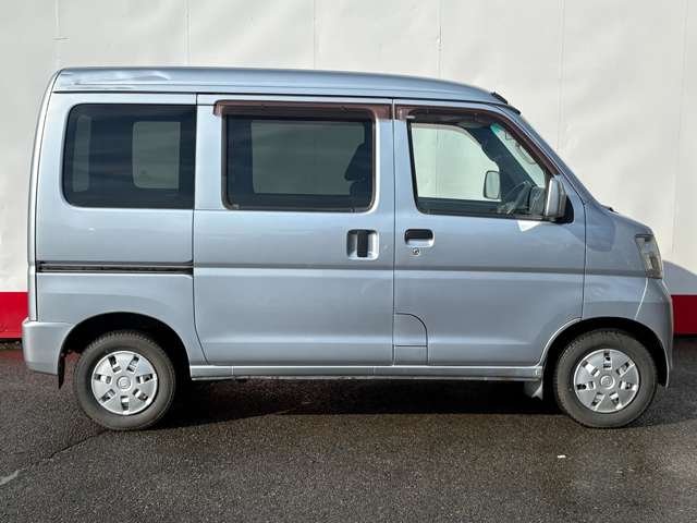 Daihatsu Hijet Cargo 9
