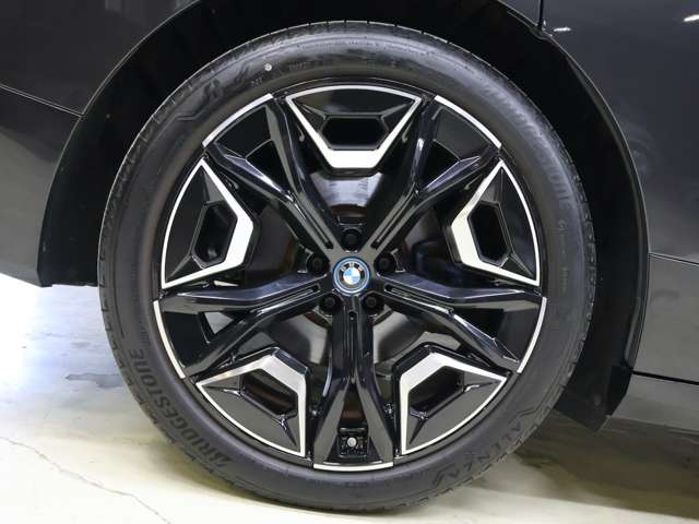 BMW iX 3