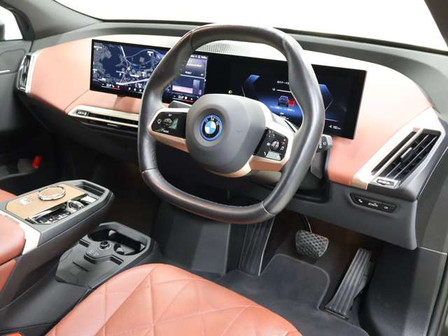BMW iX 4