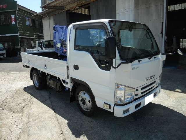 Isuzu Elf 3