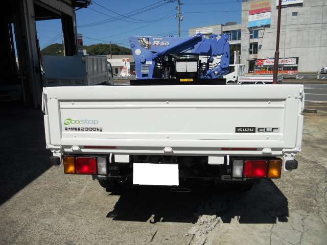 Isuzu Elf 9